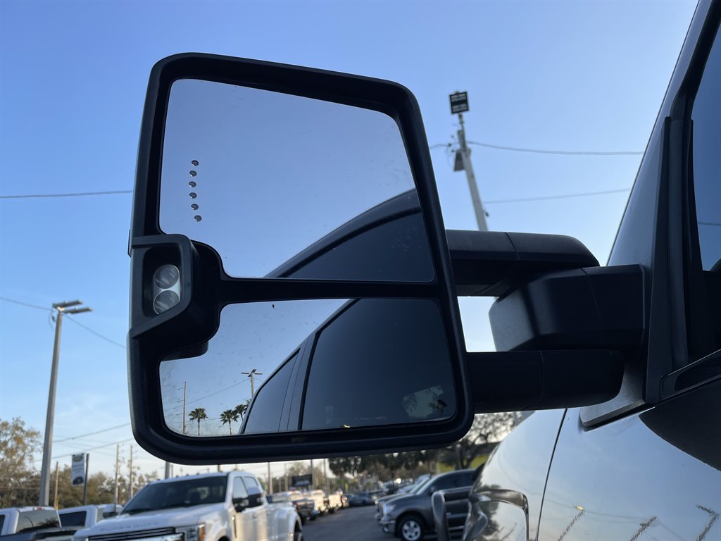 2015 Chevrolet Silverado 2500 High Country photo