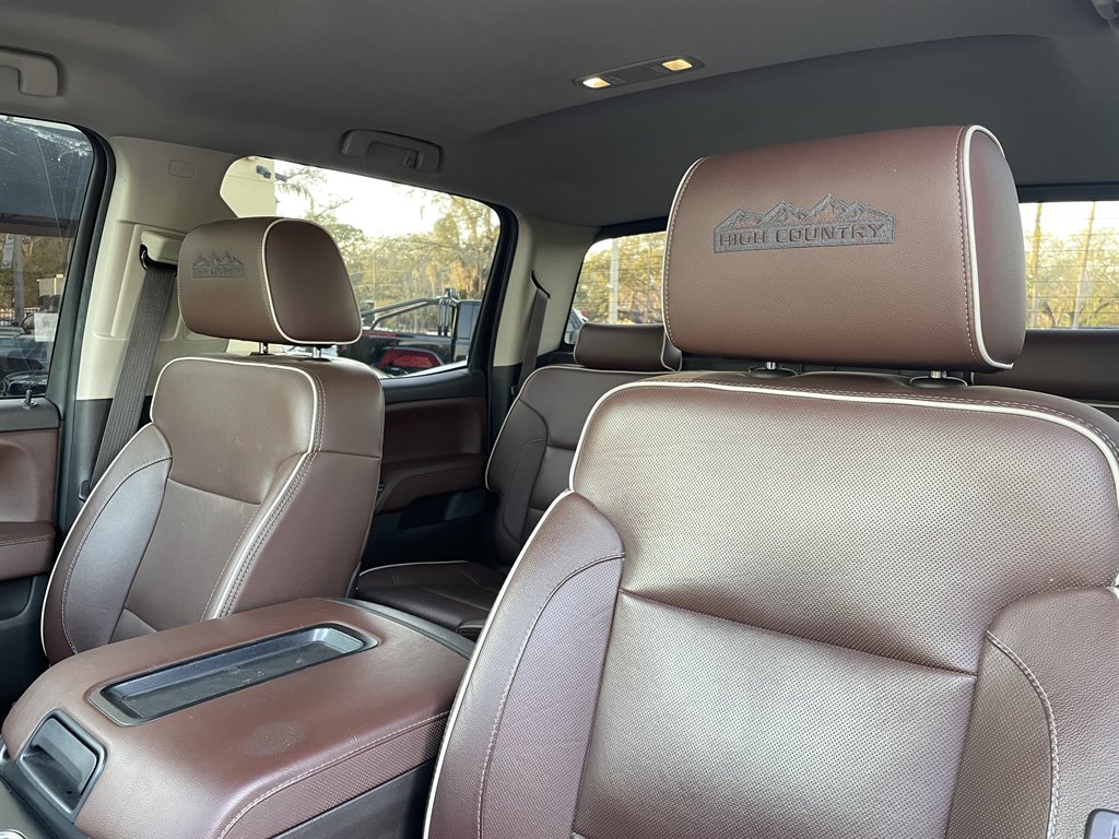 2015 Chevrolet Silverado 2500 High Country photo