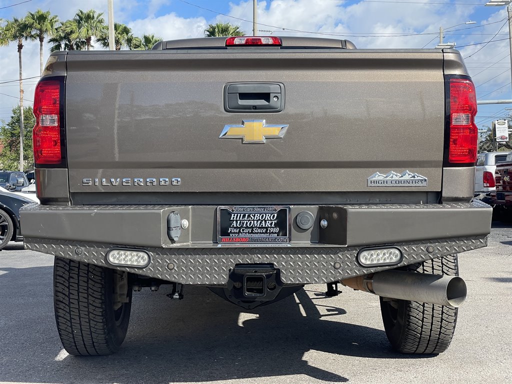 2015 Chevrolet Silverado 2500 High Country photo