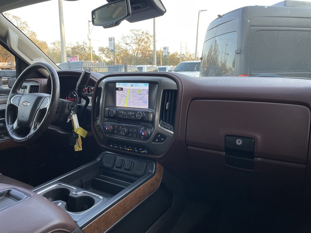 2015 Chevrolet Silverado 2500 High Country photo