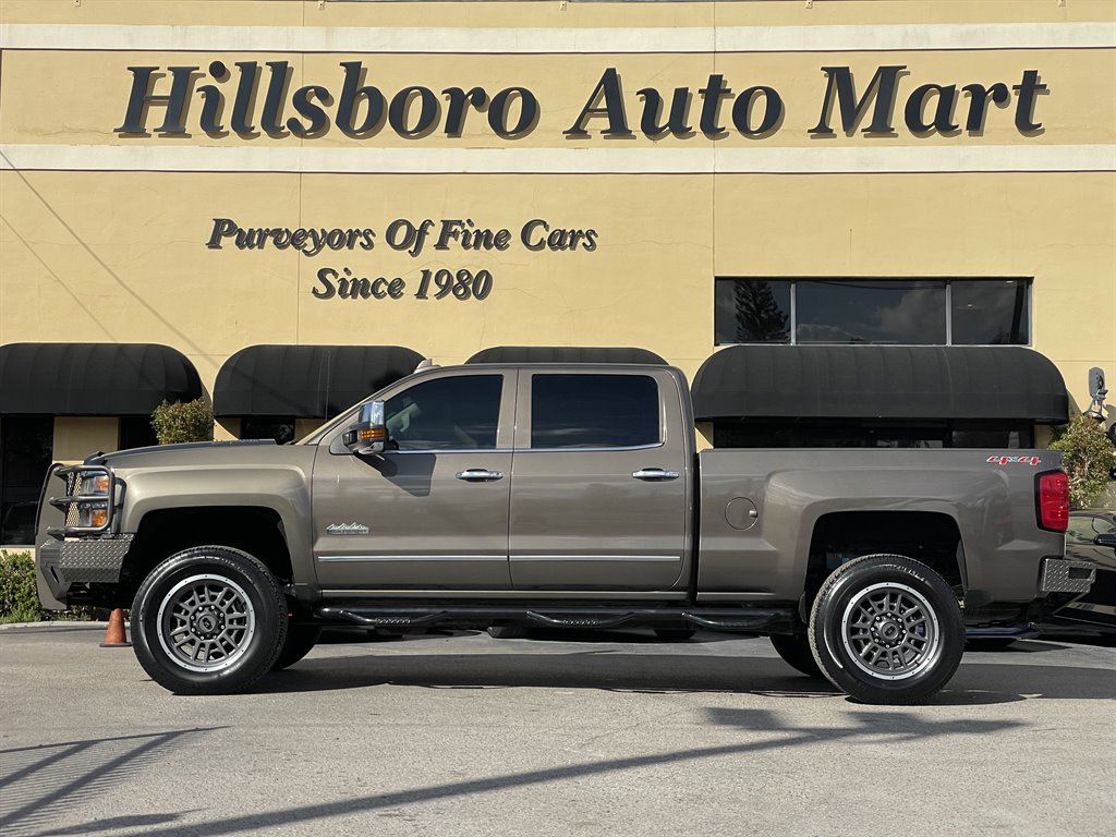 2015 Chevrolet Silverado 2500 High Country photo
