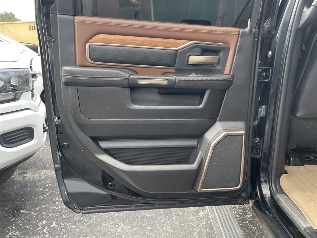 2019 Ram 2500 - $37,999