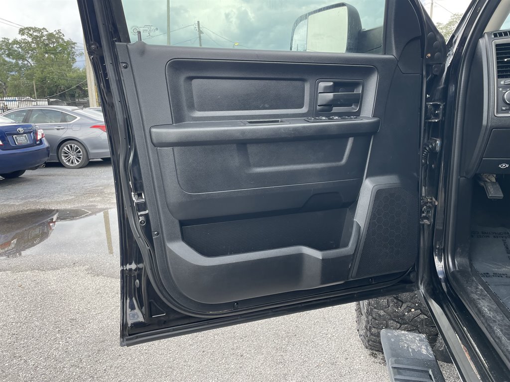 2013 Ram 2500 - $26,999