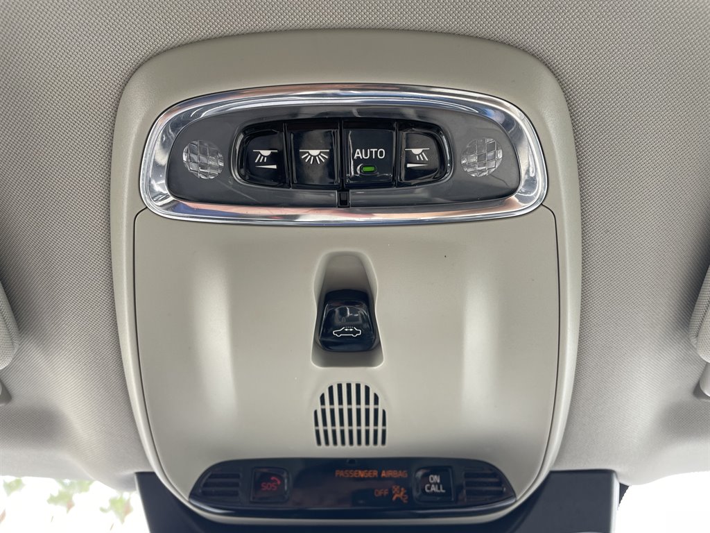 2020 Volvo XC90 - $22,999