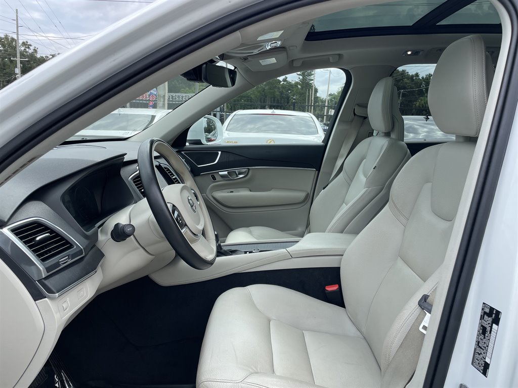 2020 Volvo XC90 - $22,999
