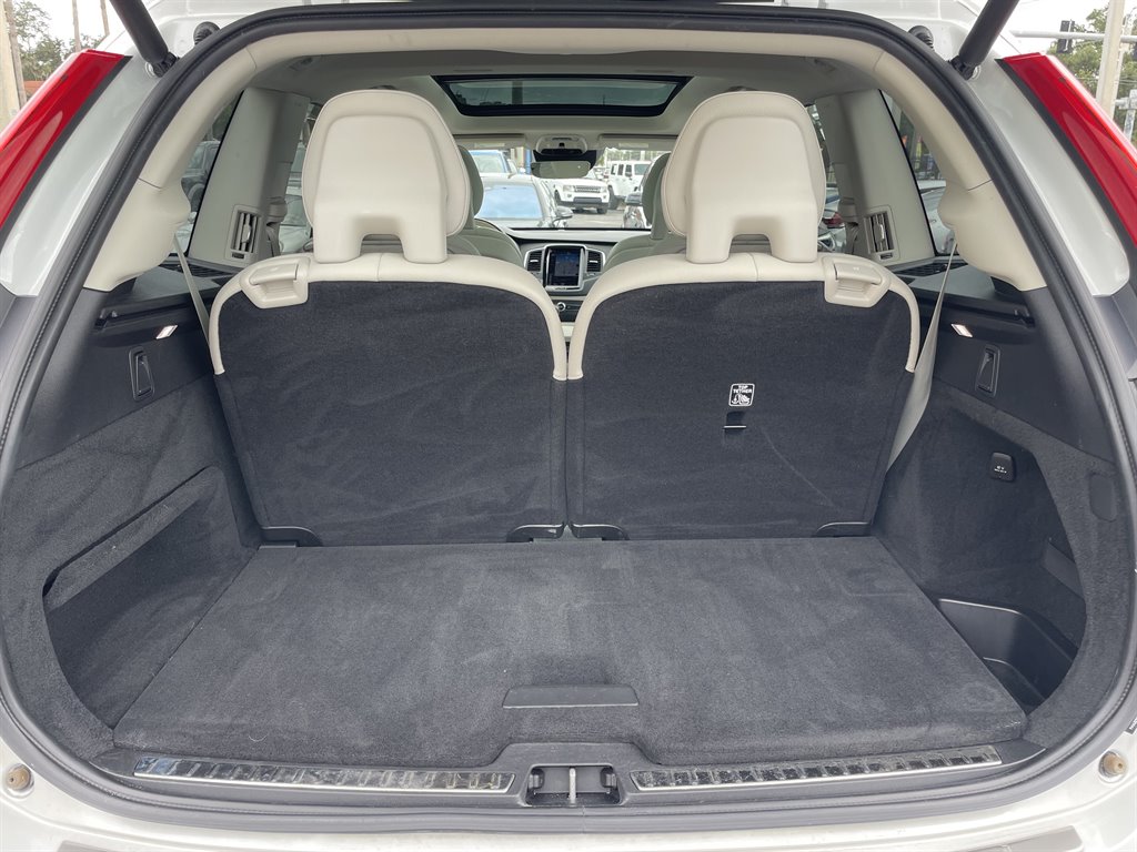 2020 Volvo XC90 - $22,999