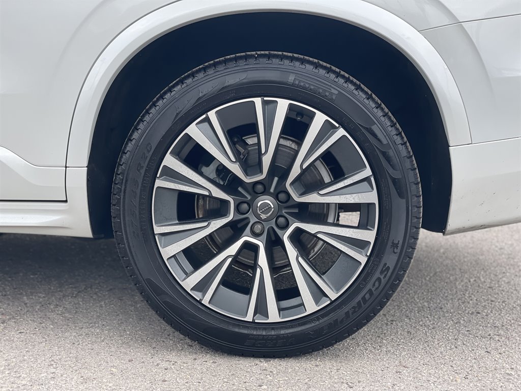 2020 Volvo XC90 - $22,999