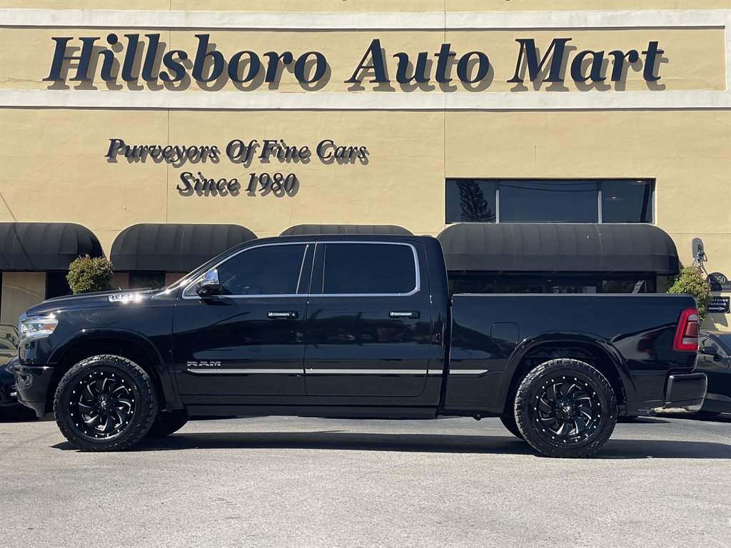 2019 RAM 1500 Limited photo