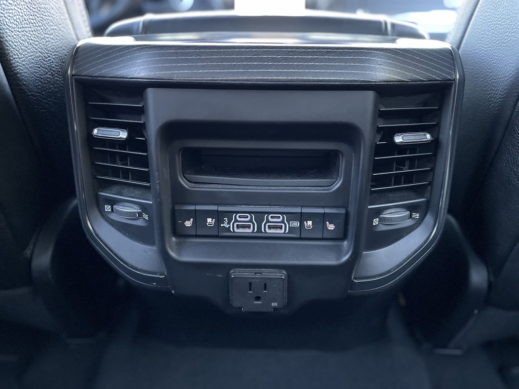 2019 RAM 1500 Limited photo