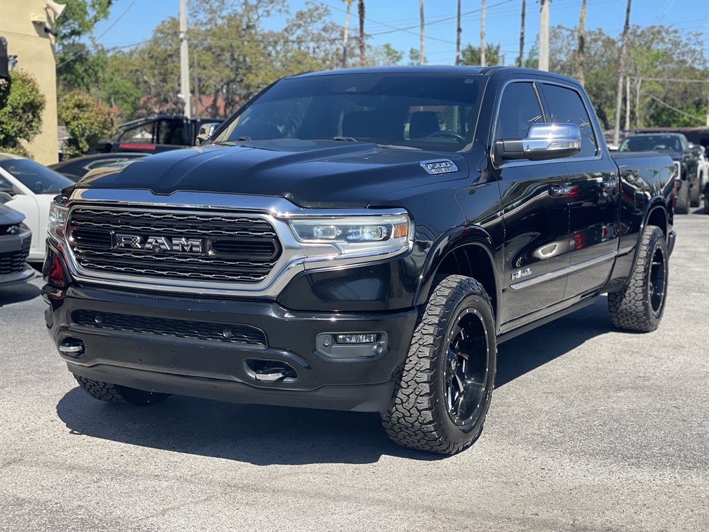 2019 RAM 1500 Limited photo