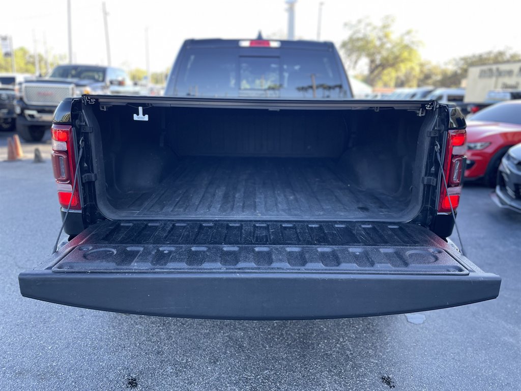2019 RAM 1500 Limited photo