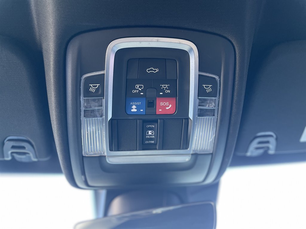 2019 RAM 1500 Limited photo