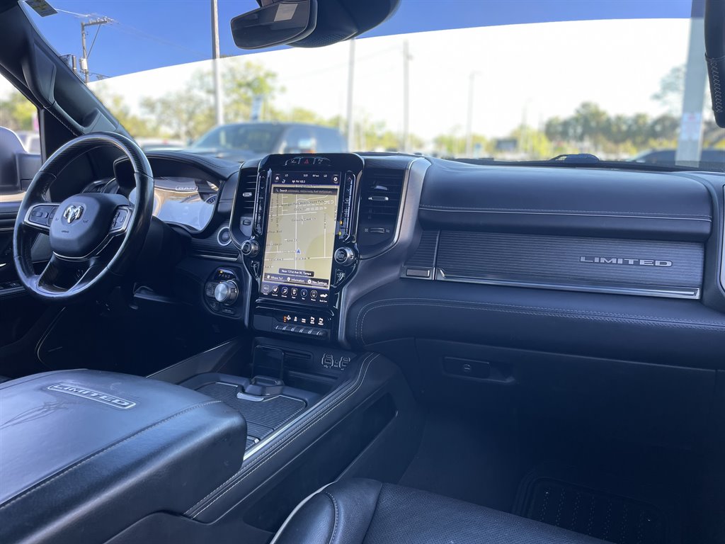 2019 RAM 1500 Limited photo