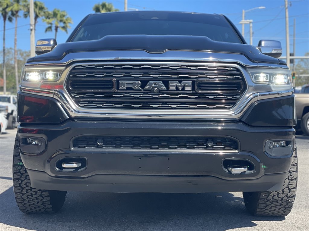 2019 RAM 1500 Limited photo
