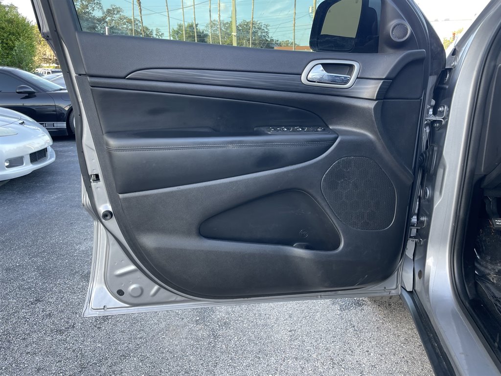 2021 Jeep Cherokee - $16,999
