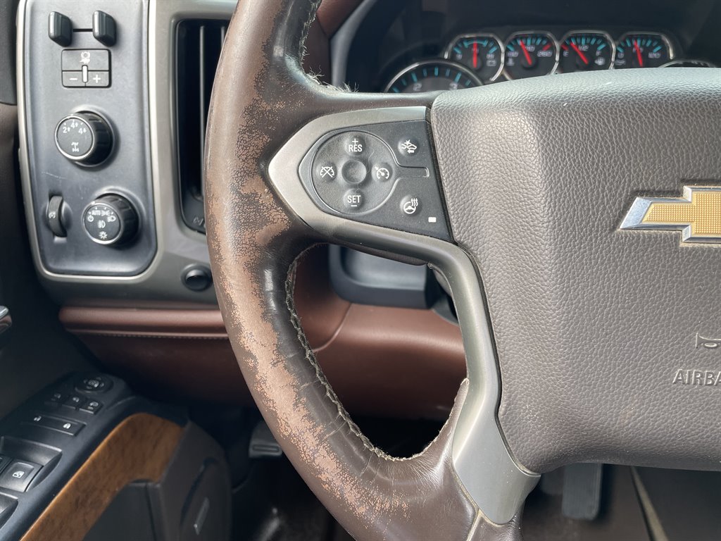 2015 Chevrolet Silverado 3500 High Country photo