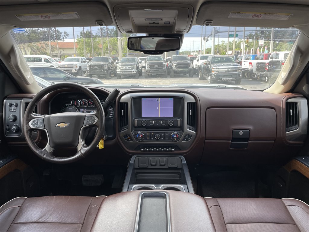 2015 Chevrolet Silverado 3500 High Country photo