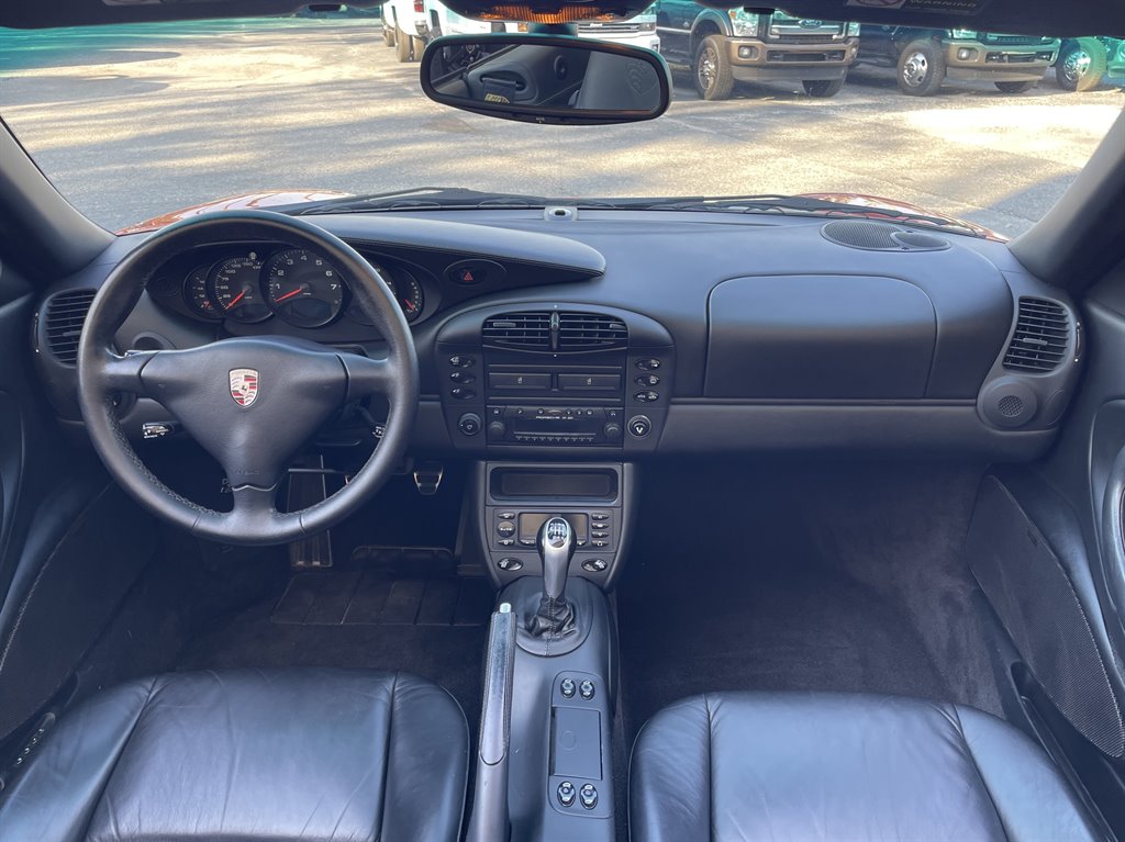 2001 Porsche 911 Carrera photo