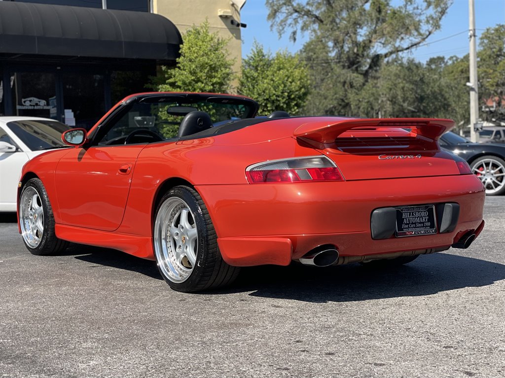 2001 Porsche 911 Carrera photo