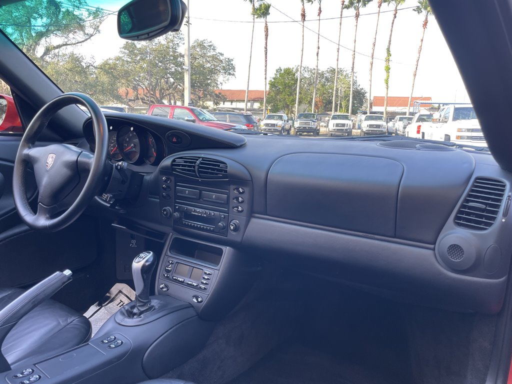 2001 Porsche 911 Carrera photo
