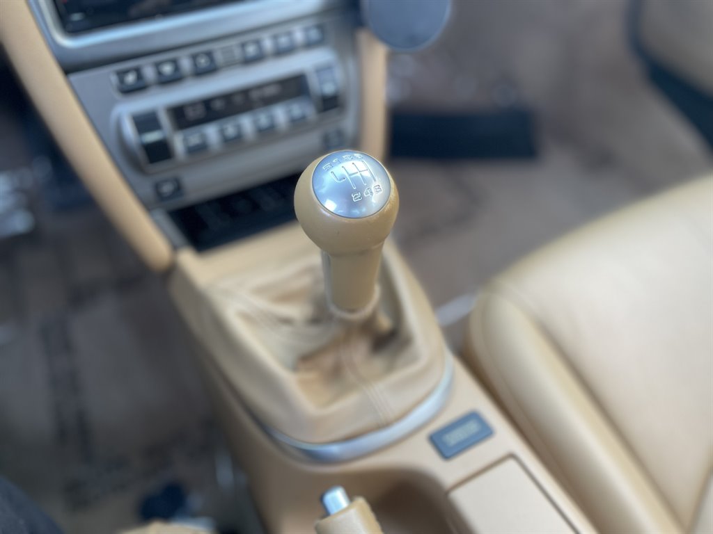 2008 Porsche Cayman S photo