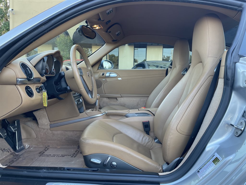 2008 Porsche Cayman S photo
