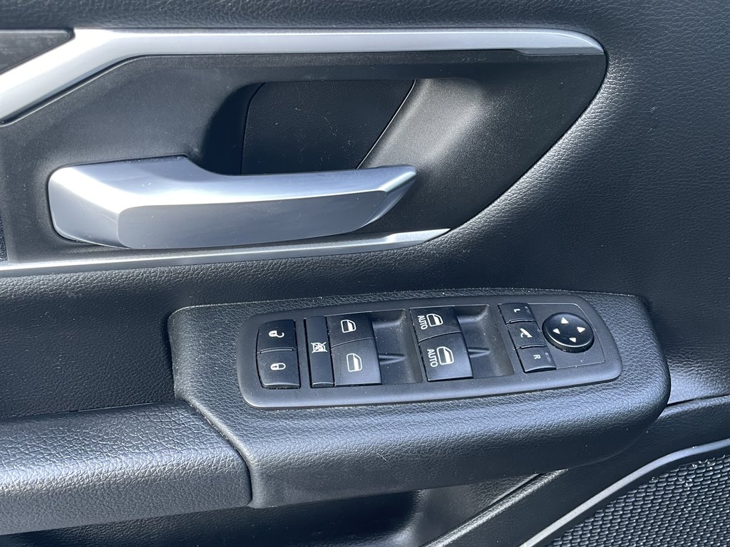 2021 RAM 1500 BIG Horn photo