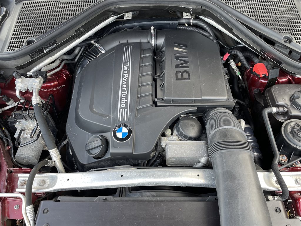 2011 BMW X5 xDrive35i photo