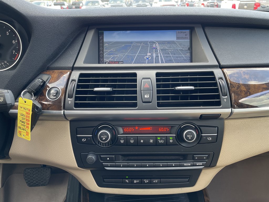 2011 BMW X5 xDrive35i photo