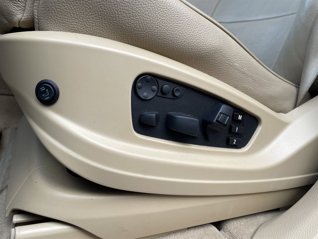 2011 BMW X5 xDrive35i photo