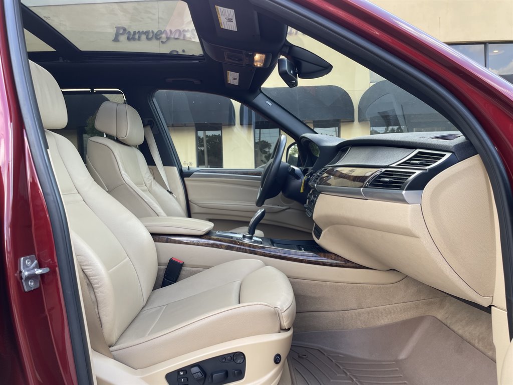 2011 BMW X5 xDrive35i photo