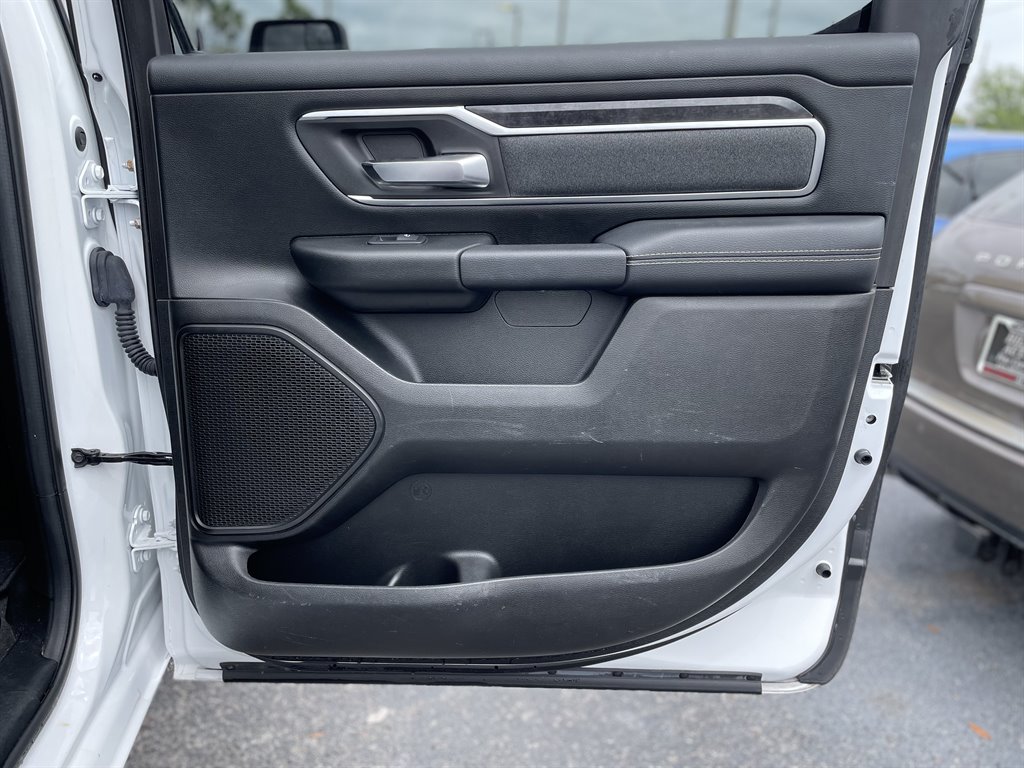 2019 RAM 1500 BIG Horn photo