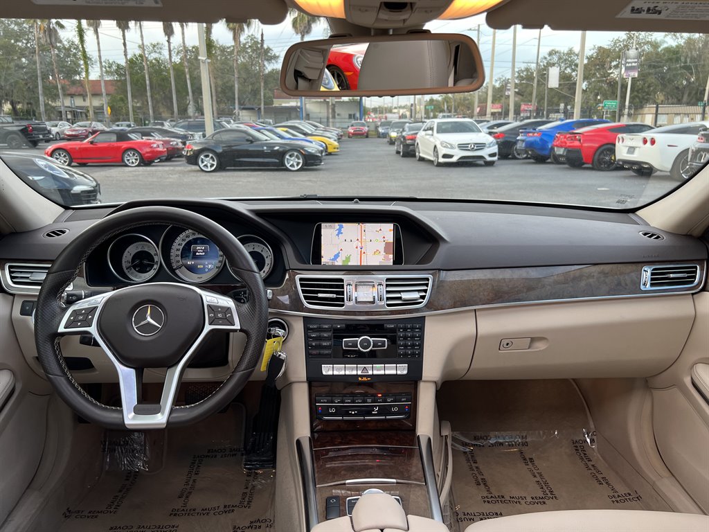 2014 Mercedes-Benz E-Class E350 Luxury photo