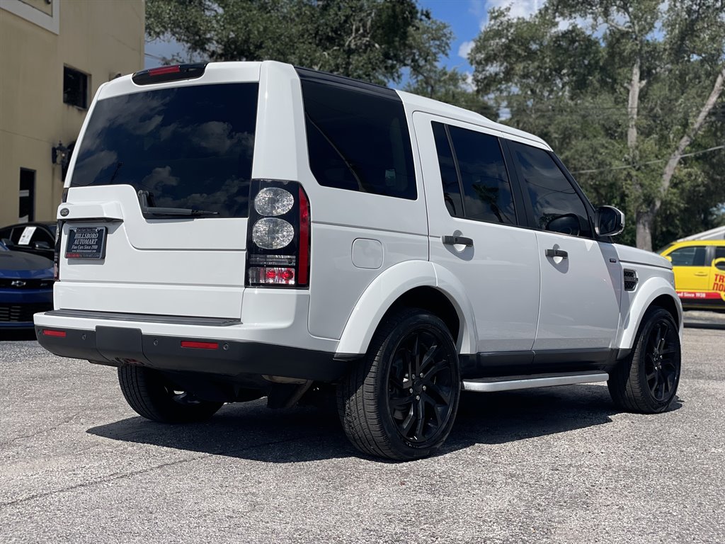 2016 Land Rover LR4 - $13,999