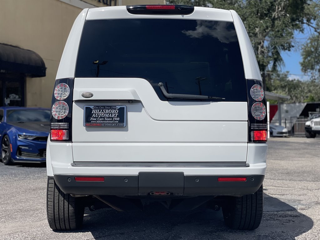2016 Land Rover LR4 - $13,999