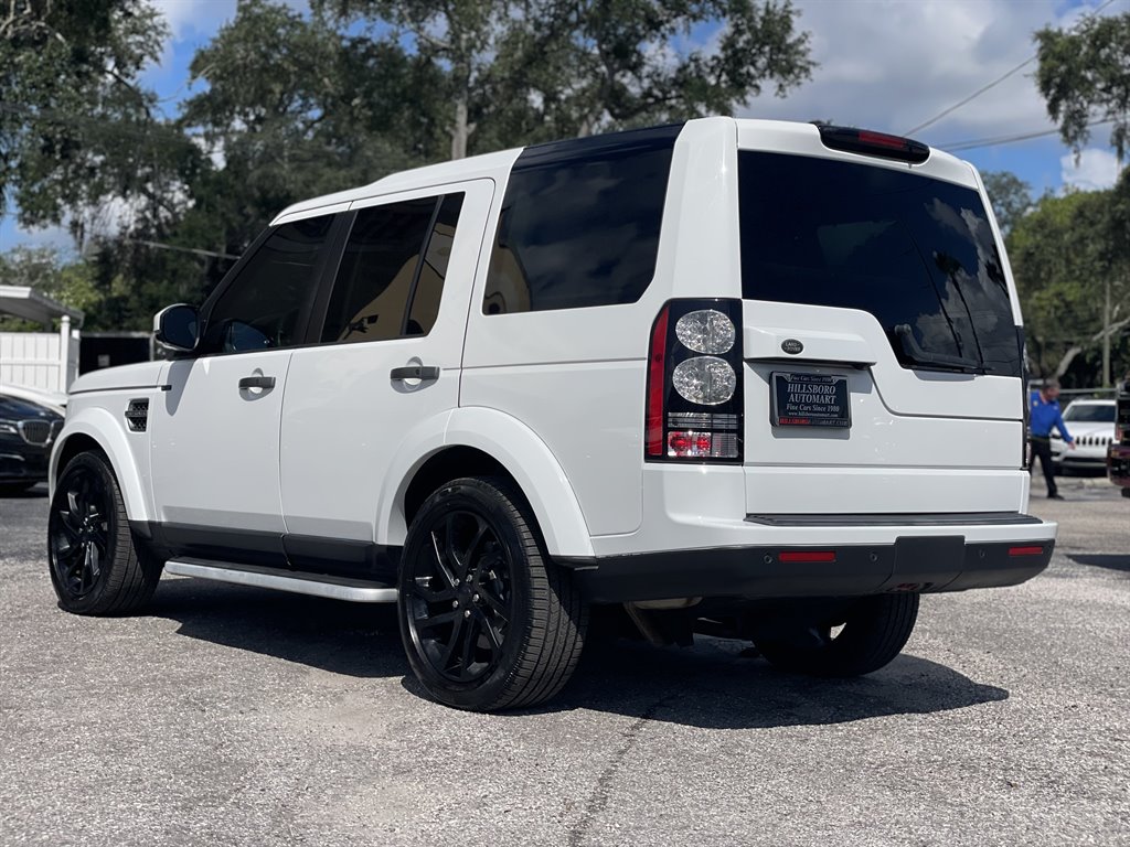 2016 Land Rover LR4 - $13,999