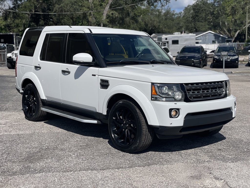2016 Land Rover LR4 - $13,999