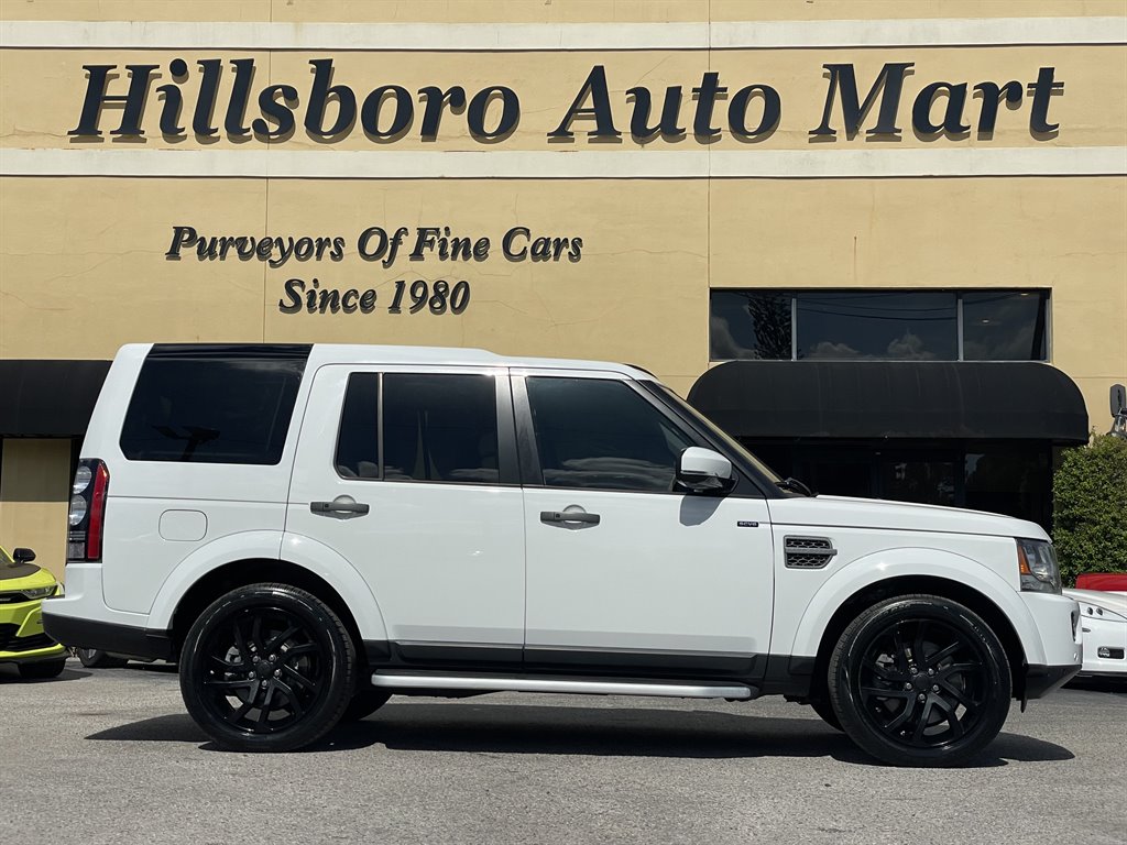 2016 Land Rover LR4 - $13,999