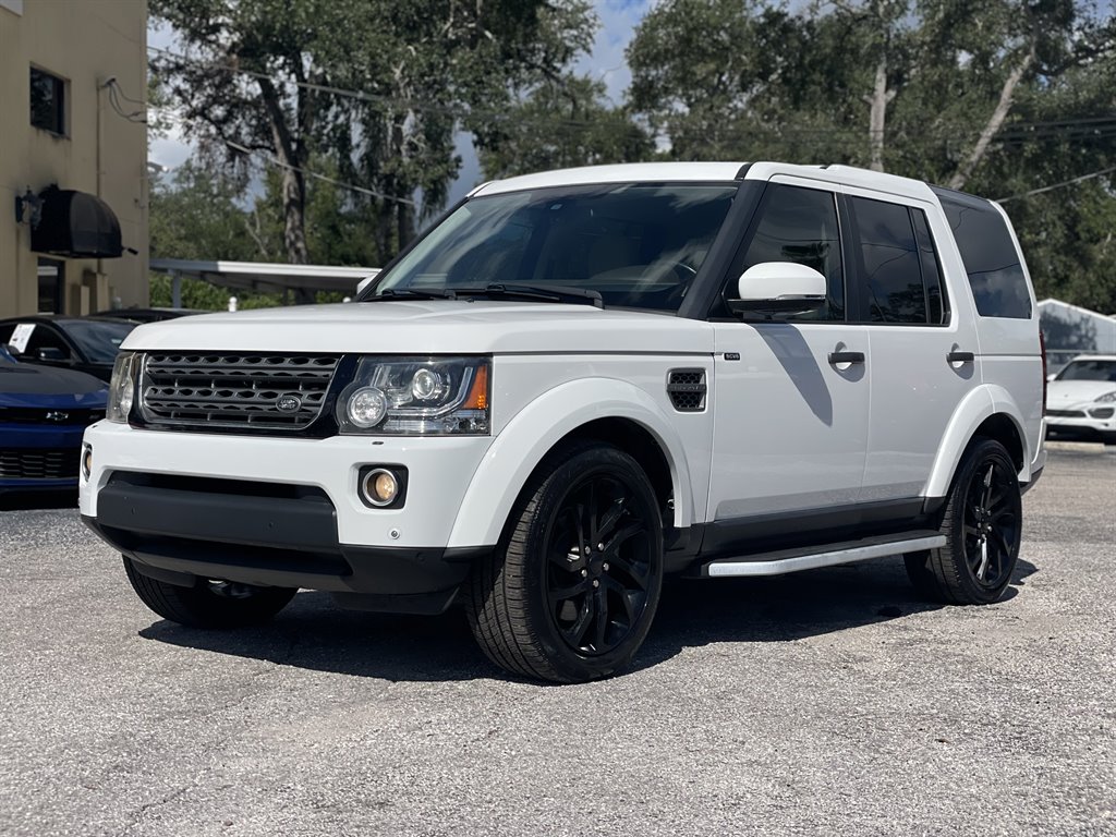 2016 Land Rover LR4 - $13,999