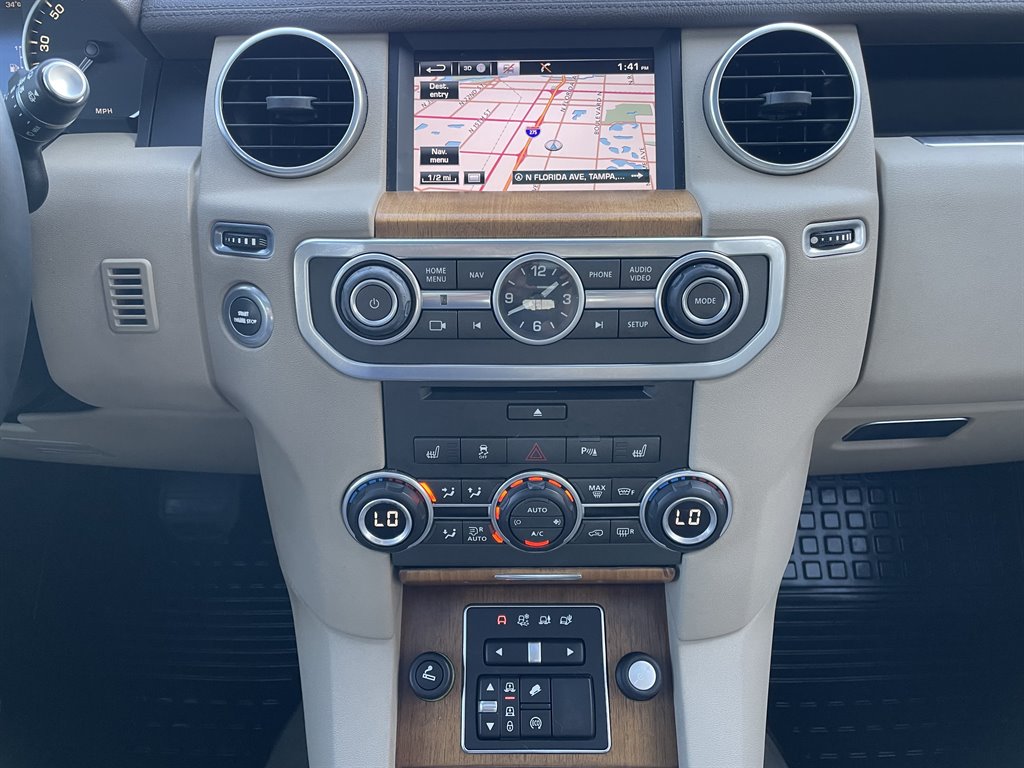 2016 Land Rover LR4 - $13,999