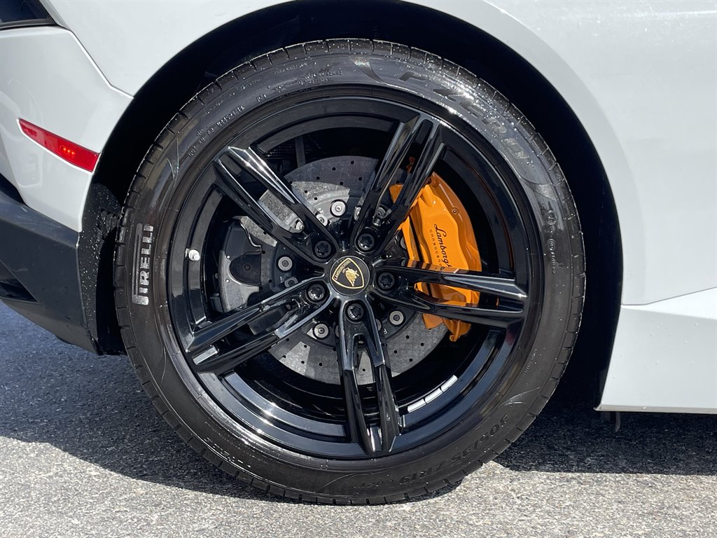 2015 Lamborghini Huracan - $214,999