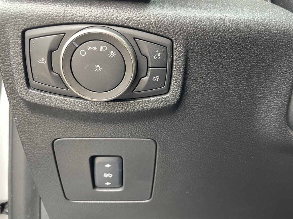 2017 Ford F-150 - $29,999