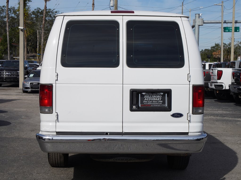 2011 Ford E-350 - $15,999