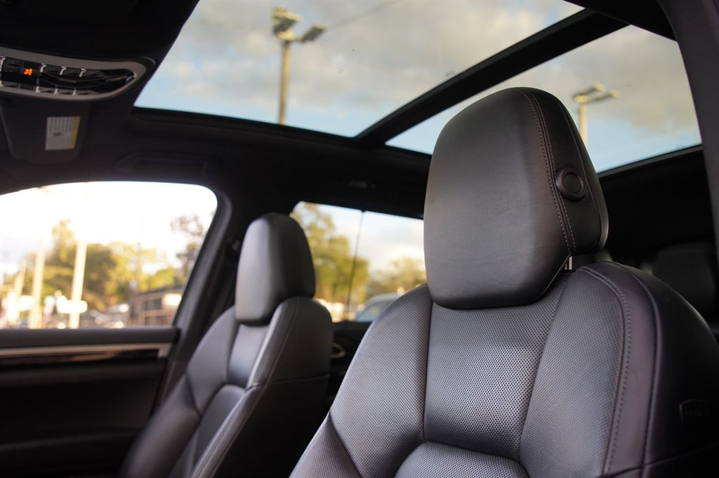 2014 Porsche Cayenne - $19,999