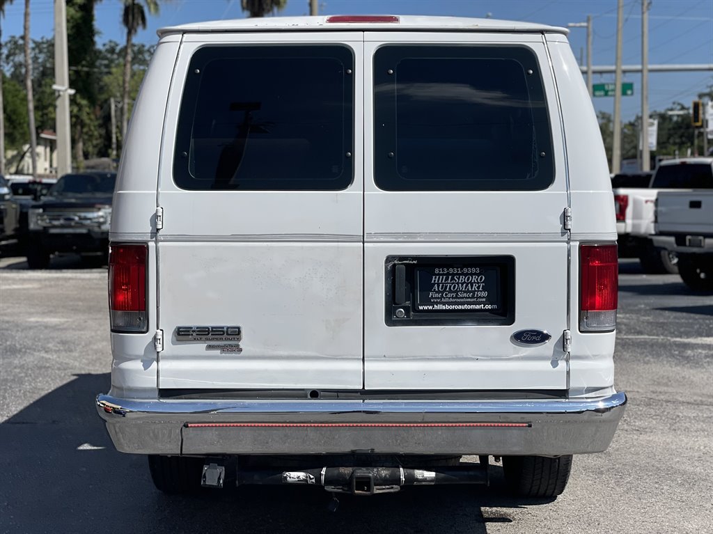 2007 Ford E-350 - $14,999
