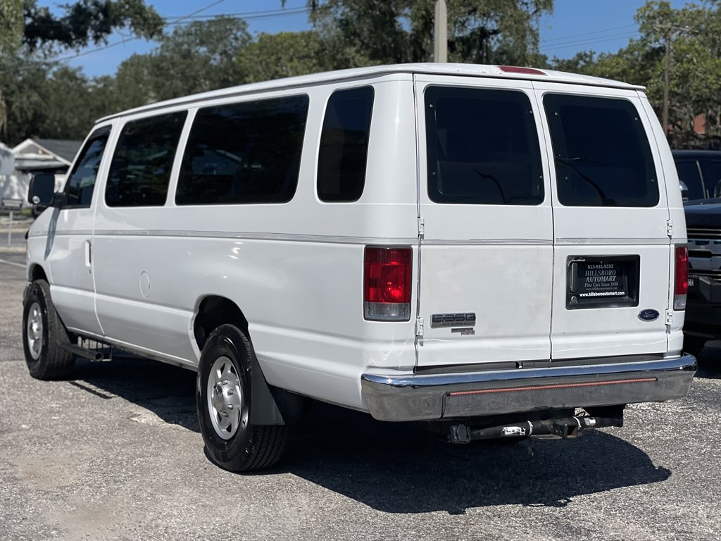 2007 Ford E-350 - $14,999