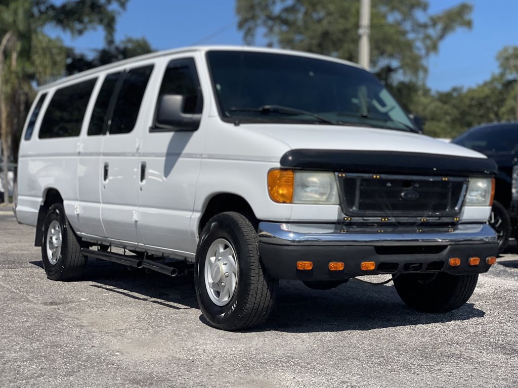 2007 Ford E-350 - $14,999