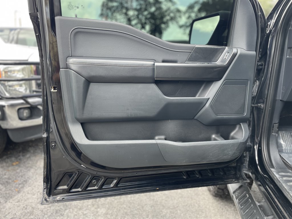 2021 Ford F-150 - $29,999