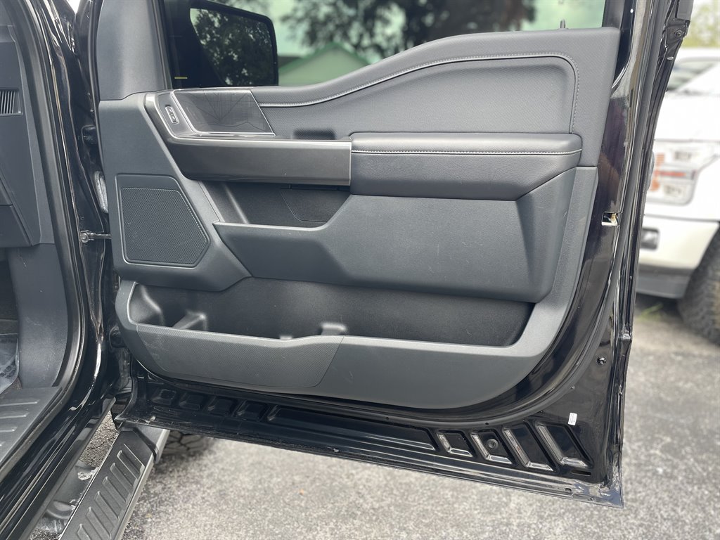 2021 Ford F-150 - $29,999