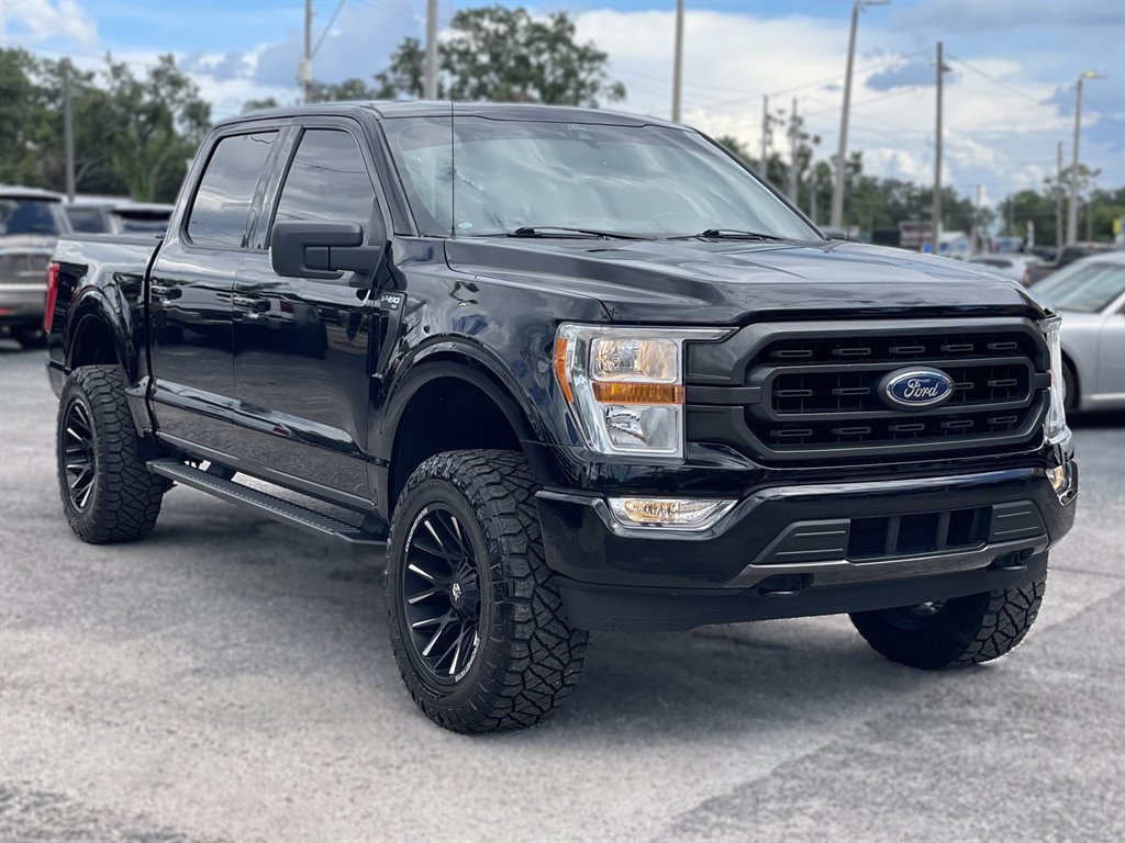 2021 Ford F-150 - $29,999